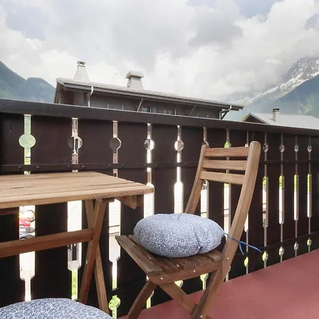 Apartment La Griaz - Chaleureux Et Cosy -vue Sur Les Montagnes - Grand Balcon *