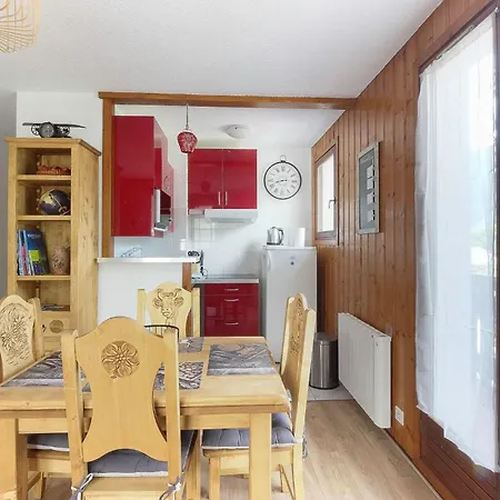 La Griaz - Chaleureux Et Cosy -vue Sur Les Montagnes - Grand Balcon
