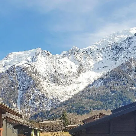 La Griaz - Chaleureux Et Cosy -vue Sur Les Montagnes - Grand Balcon * Les Houches